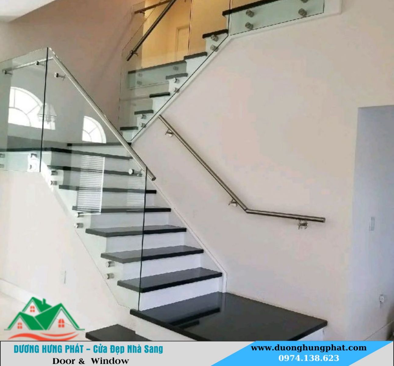cầu thang kính tay vin inox tại tân bình TP.HCM